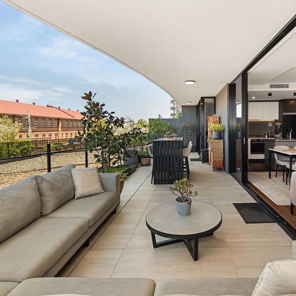 10101/405 Montague Road, West End