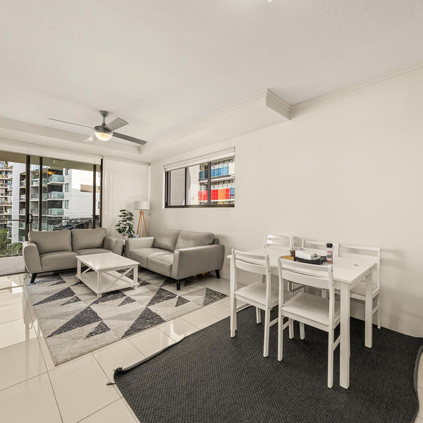 20602/60 Rogers Street, West End
