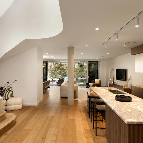 51 Sixth Avenue, St Lucia