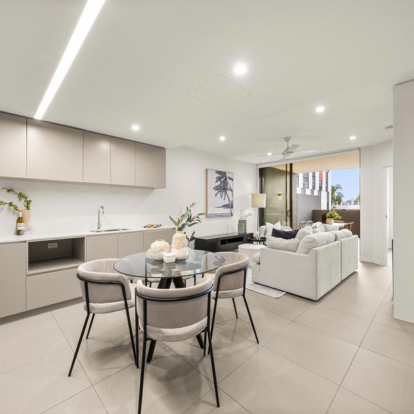 211/8 Donkin Street, West End
