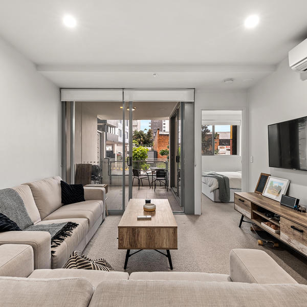 7/43 Ferry Road, West End