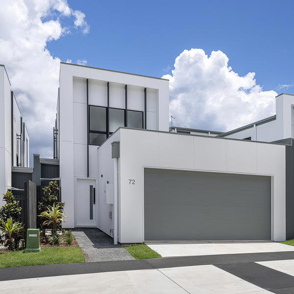 72/7 Lawrence Lyons Place, Kenmore