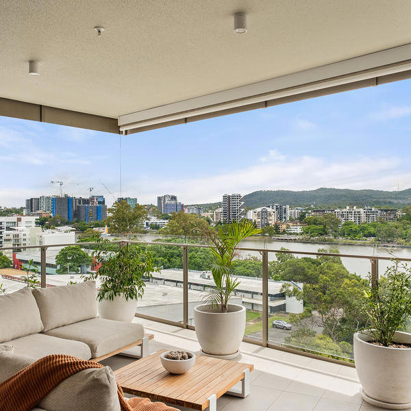 30807/9 Pidgeon Close, West End