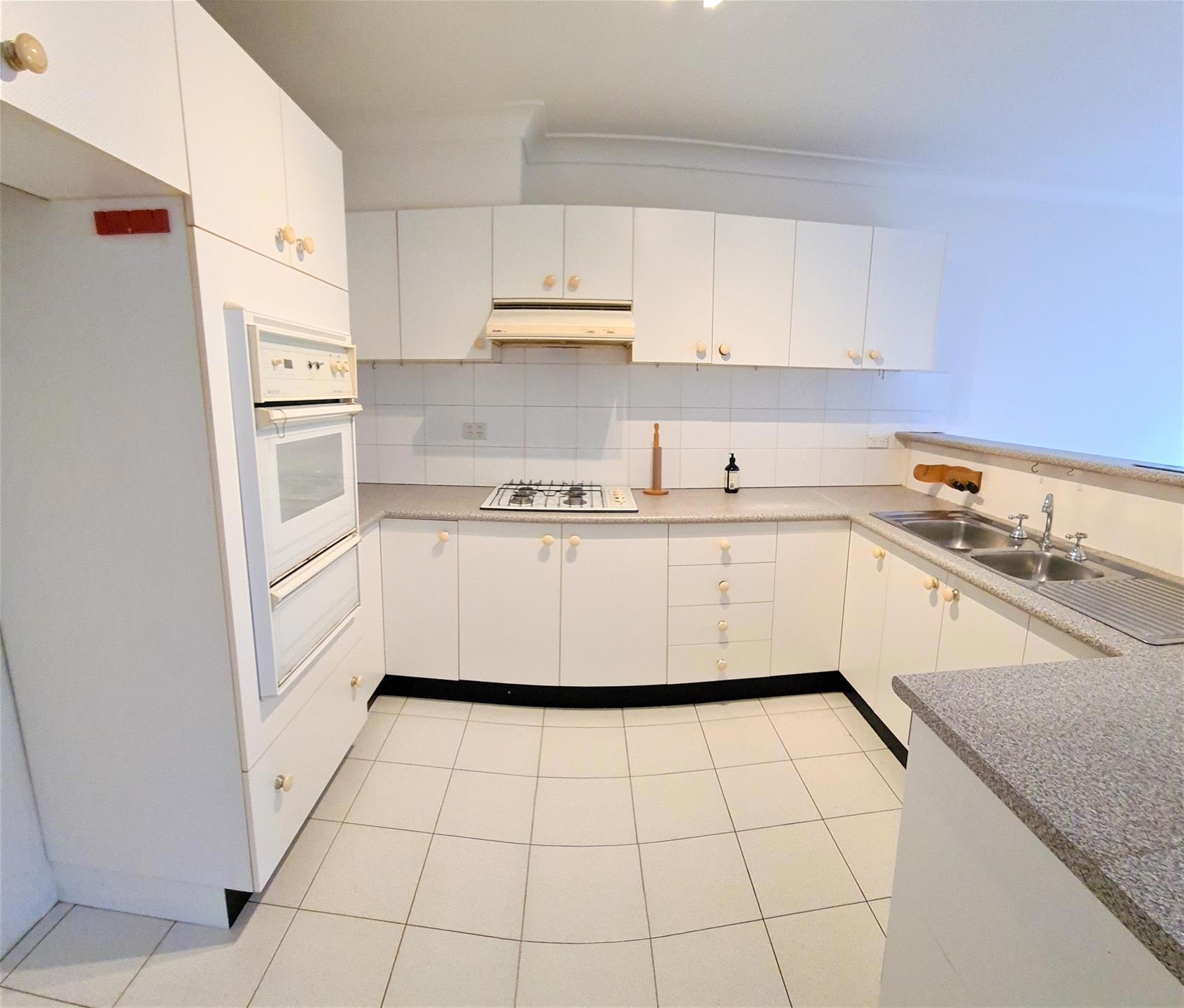 4/1 Carson Street, Dundas Valley, Dundas Valley - Thumbnail 4