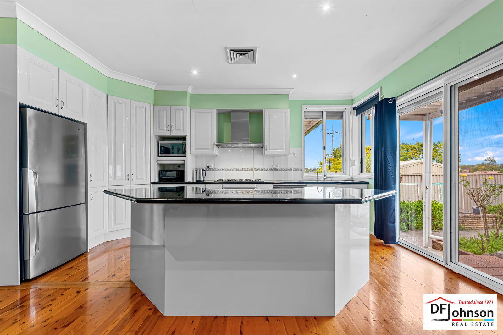 12 Kimberley Road, Carlingford, Carlingford - Thumbnail 2