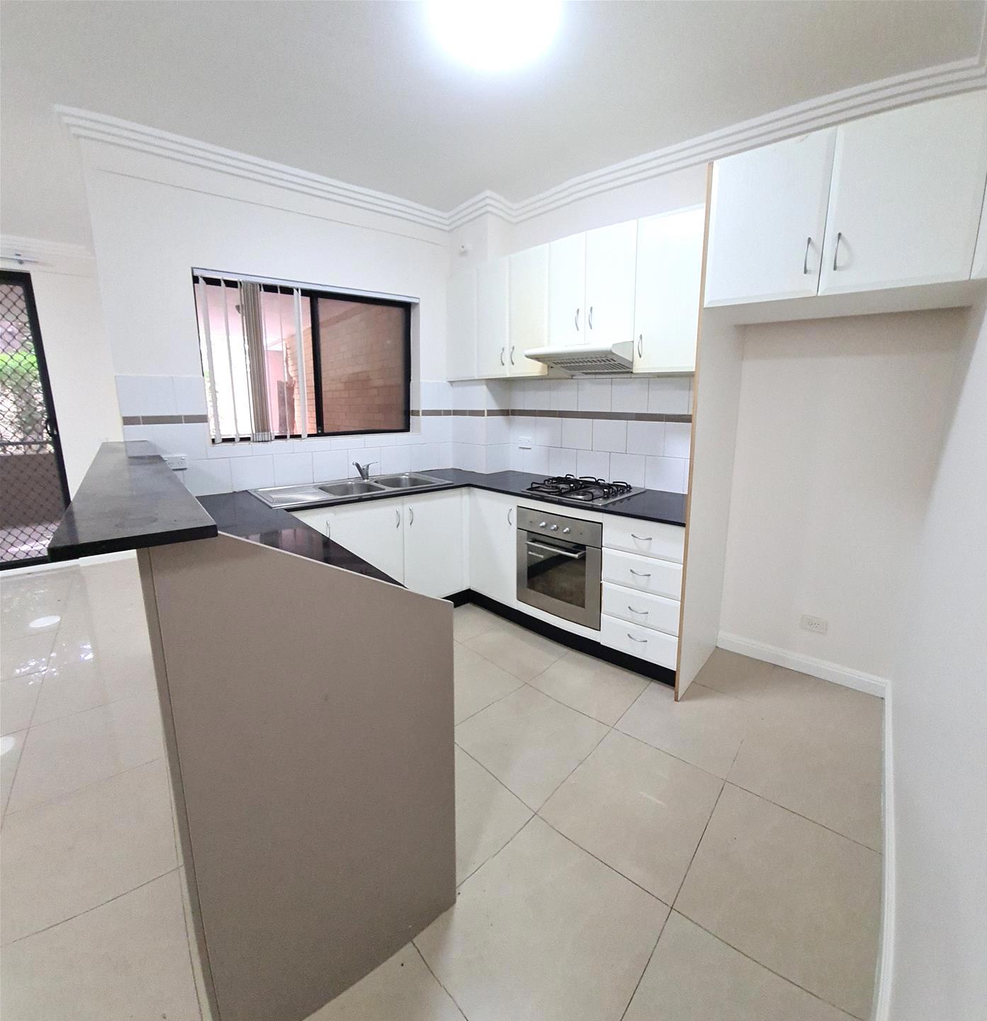 12/2-4 Hargrave Road, Auburn, Auburn - Thumbnail 3