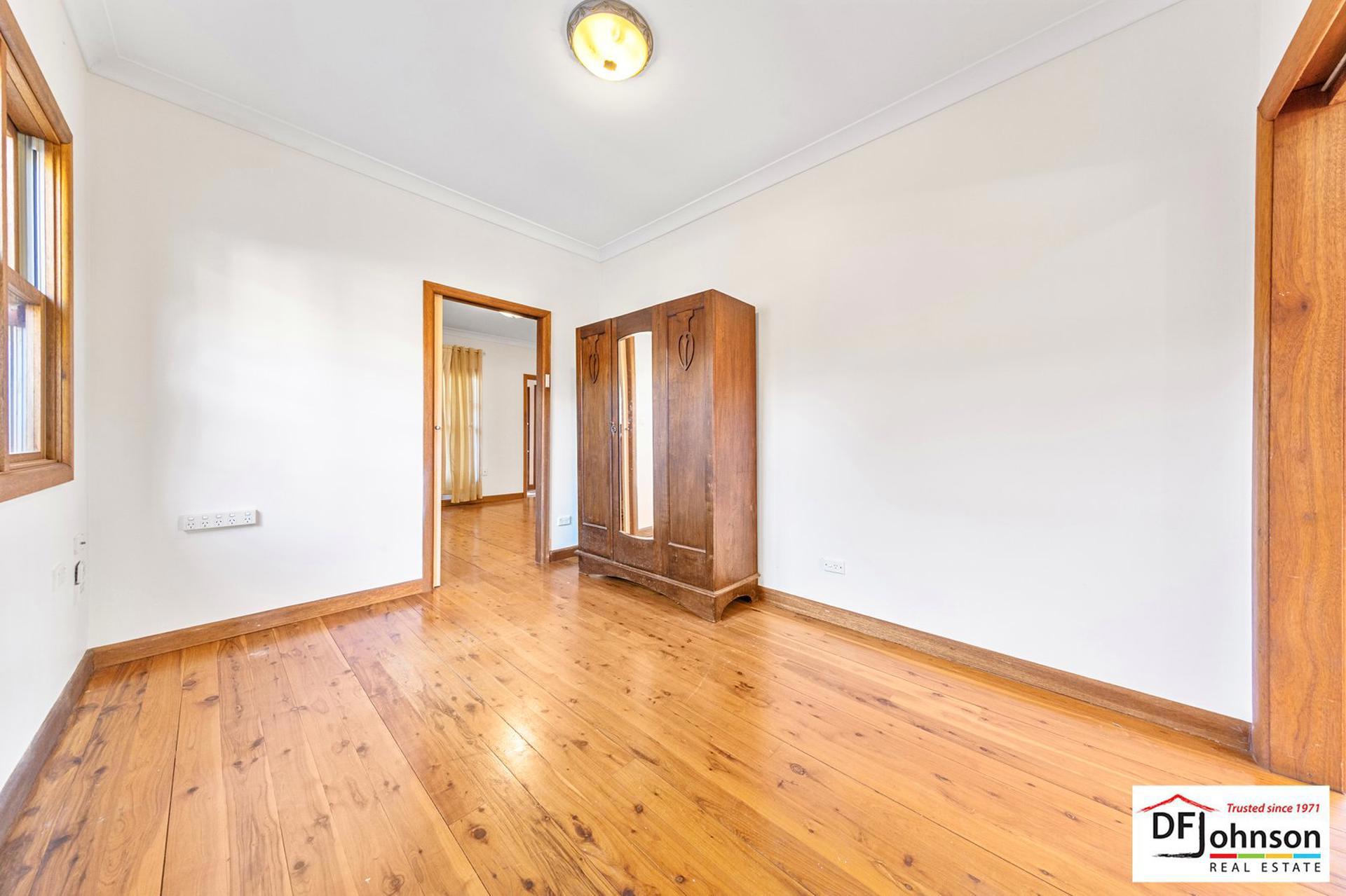 23 Donald Street, Carlingford, Carlingford - Thumbnail 3