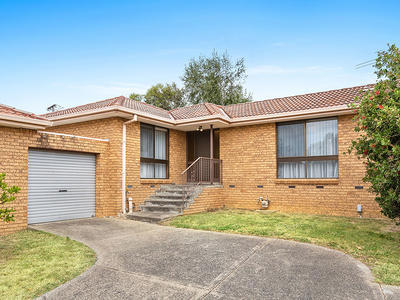4/12 Macrina Street, Oakleigh East