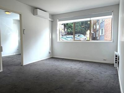 2/6 McGrath Court, Richmond