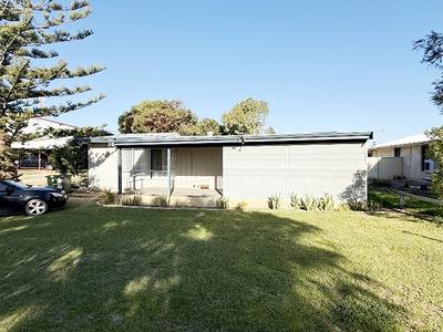 19 SEVILLE Street, Cervantes