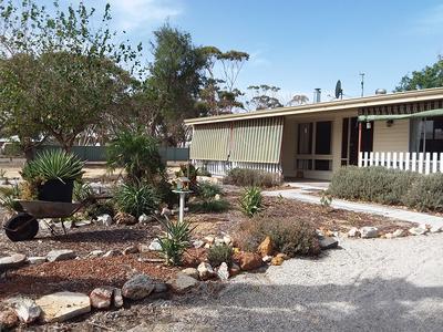 10 Seaforth Street, Moora