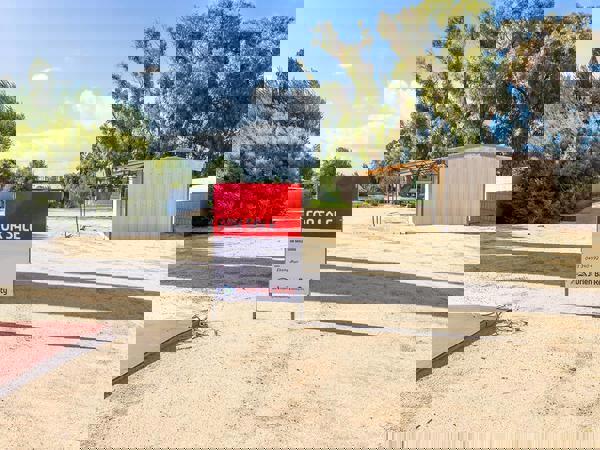 72 Thomas Street, Leeman