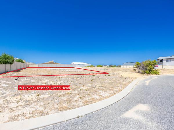 19 Glover Crescent, Green Head
