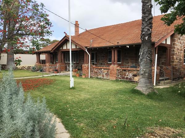 88 GARDINER Street, Moora