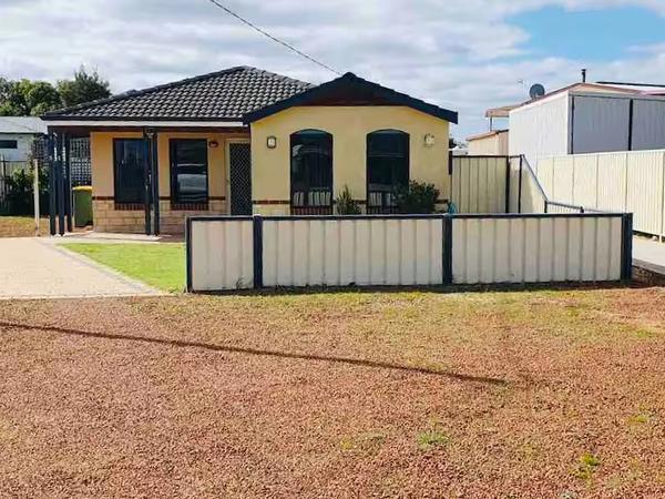 31A VERTICORDIA Place, Jurien Bay