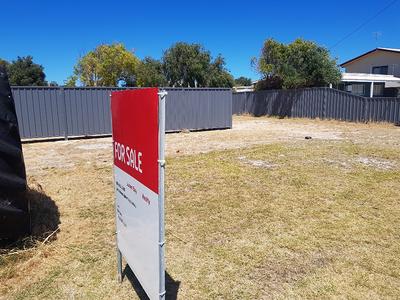 37 WESTON Street, Cervantes