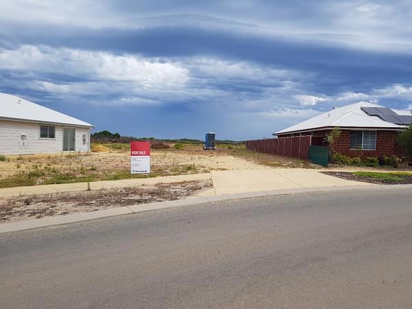 22 Mosman Parade, Jurien Bay