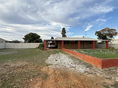 48 Nairn Street, Leeman