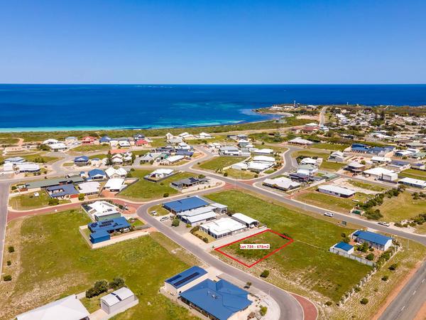 734 Pethick Loop, Green Head