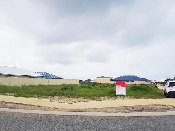 14 Middleton Boulevard, Jurien Bay