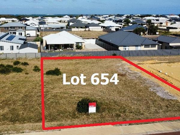 24 Meelup Drive, Jurien Bay