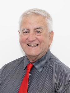 Peter Lyons