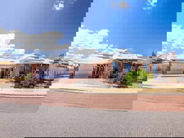 17 Parakeet Bend, Jurien Bay