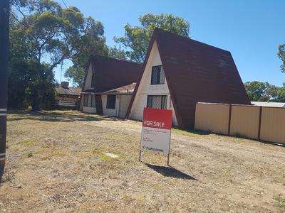 52 MOORE Street, Moora