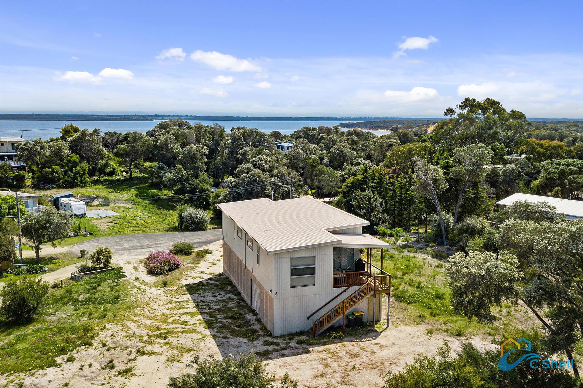 17 Elizabeth Court Loch Sport, VIC, Loch Sport - Thumbnail 3