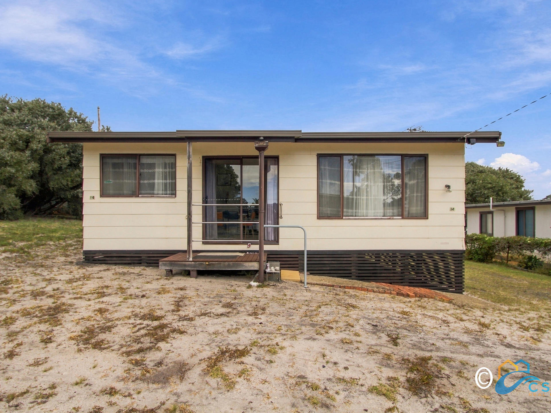 14 White Crescent, Loch Sport - Image 1