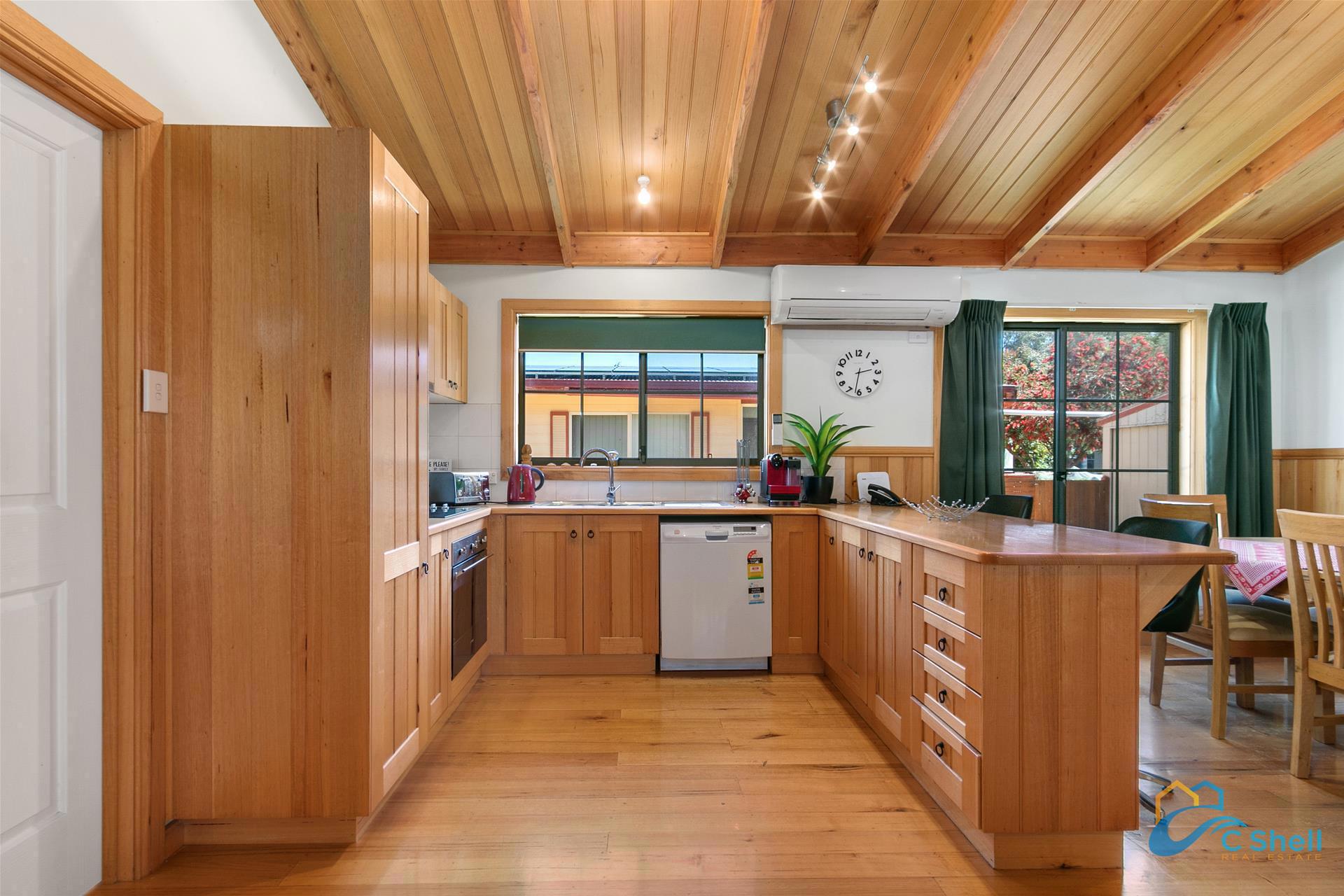 26 Wilhelm Street Loch Sport, VIC, Loch Sport - Thumbnail 2