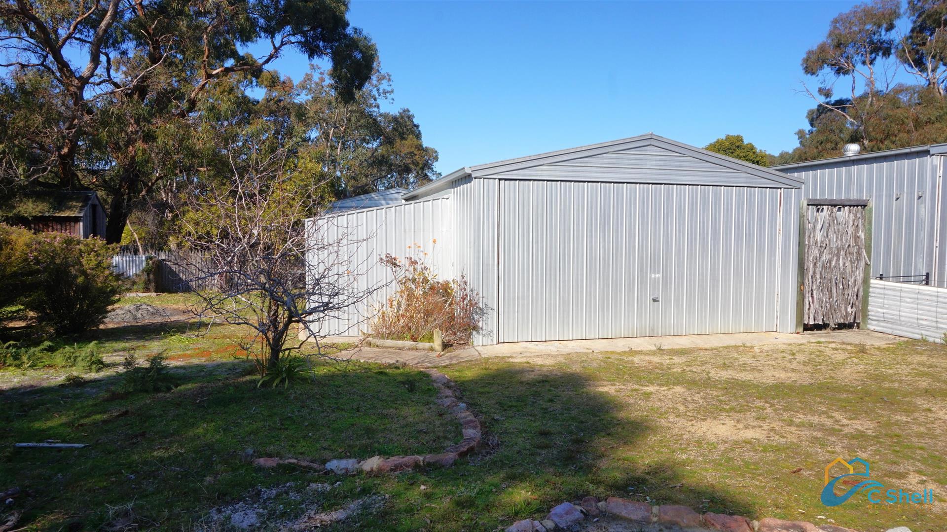 24 Kangaroo Street Loch Sport, VIC, Loch Sport - Thumbnail 3