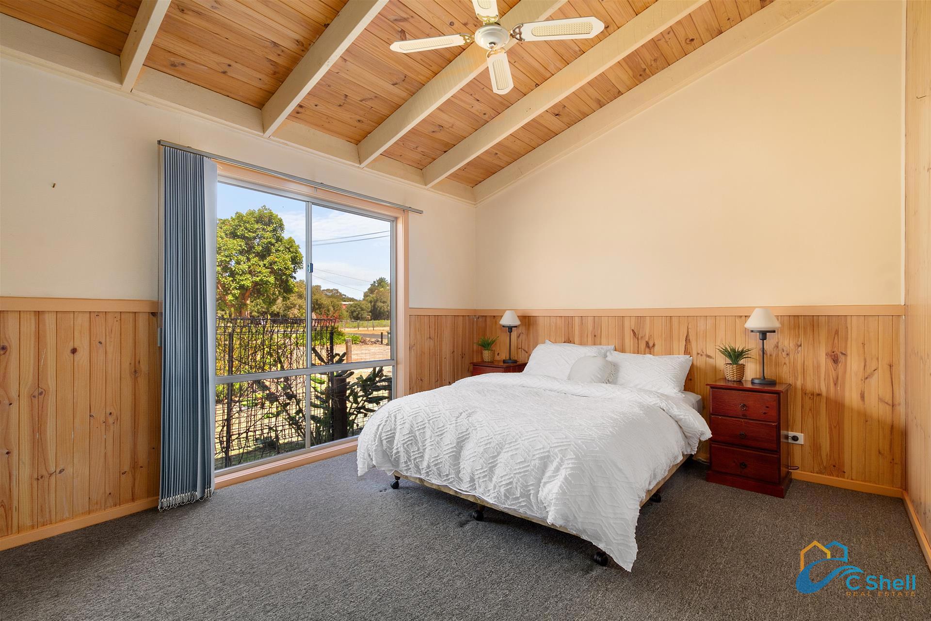 22 Carroll Street Loch Sport, VIC, Loch Sport - Thumbnail 8