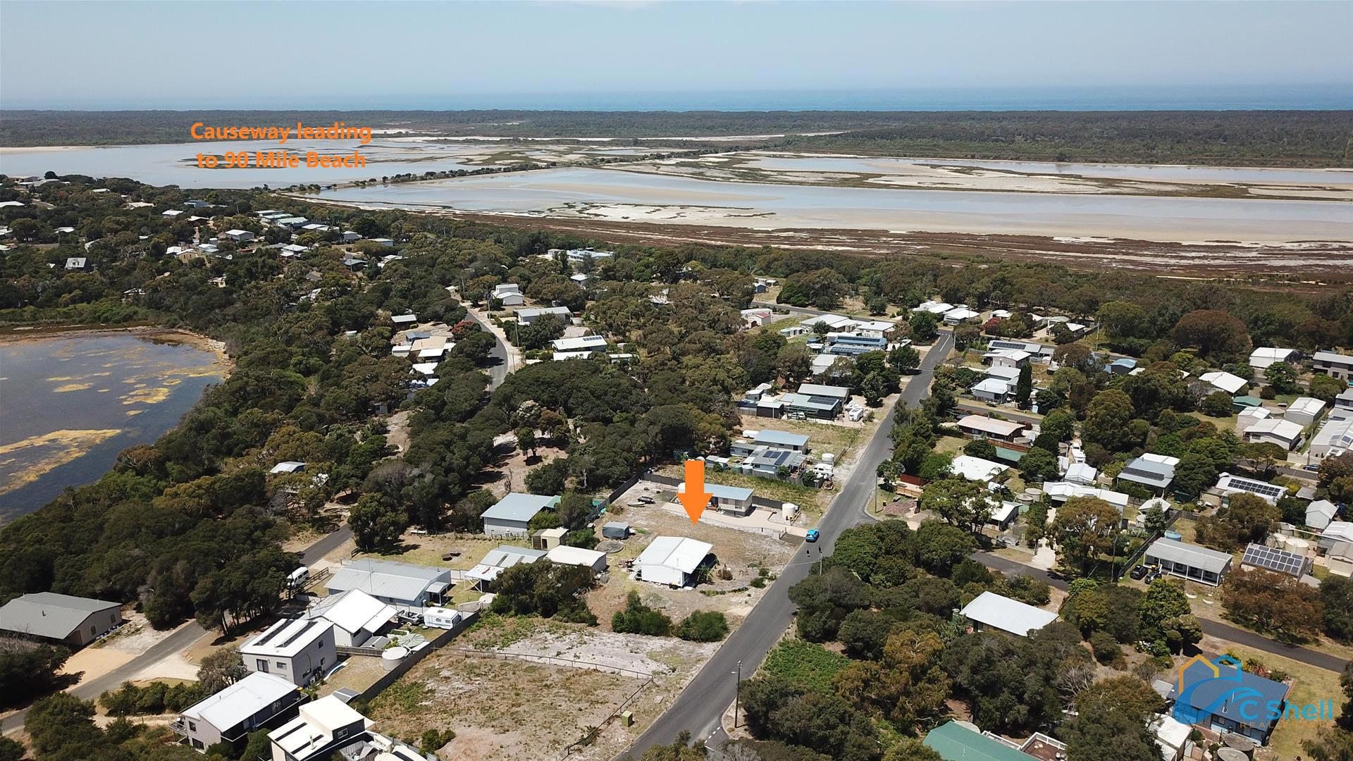 21 Echidna Street Loch Sport, VIC, Loch Sport - Thumbnail 4
