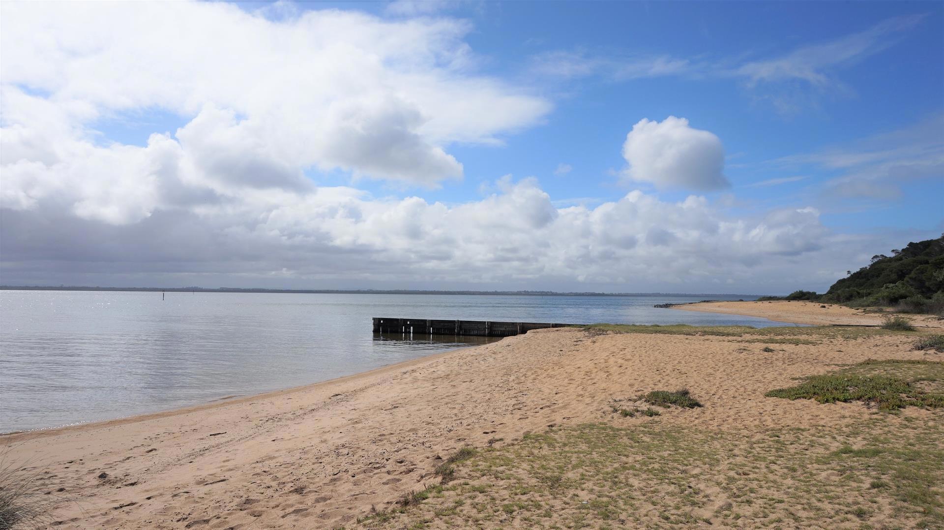 6 Catherine Court Loch Sport, VIC, Loch Sport - Thumbnail 2