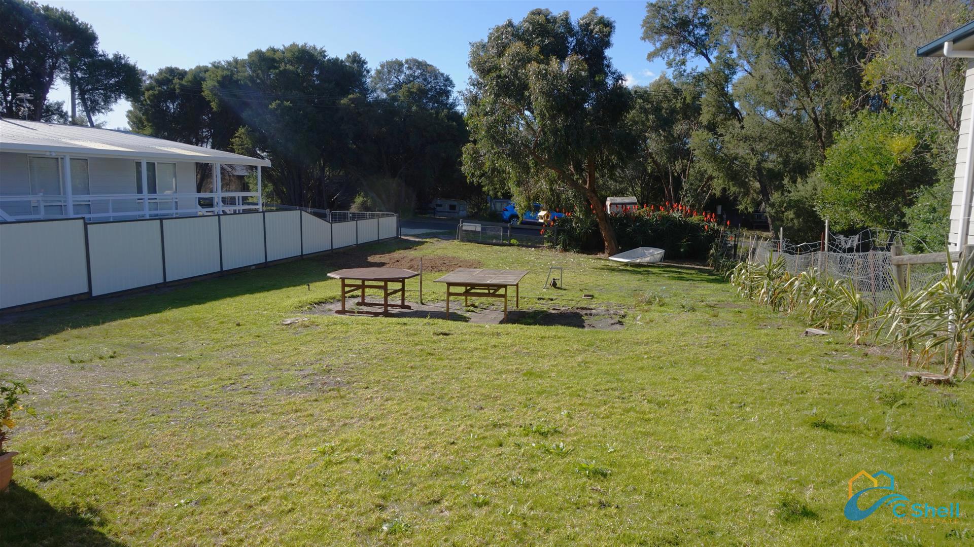 18 Goodlett Avenue Loch Sport, VIC, Loch Sport - Thumbnail 8