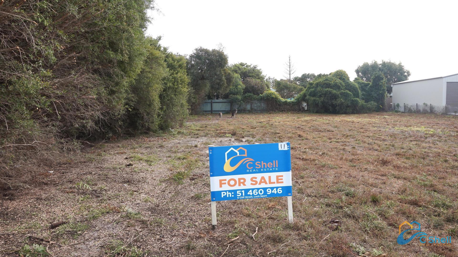 11 Carroll Street Loch Sport, VIC, Loch Sport - Thumbnail 2