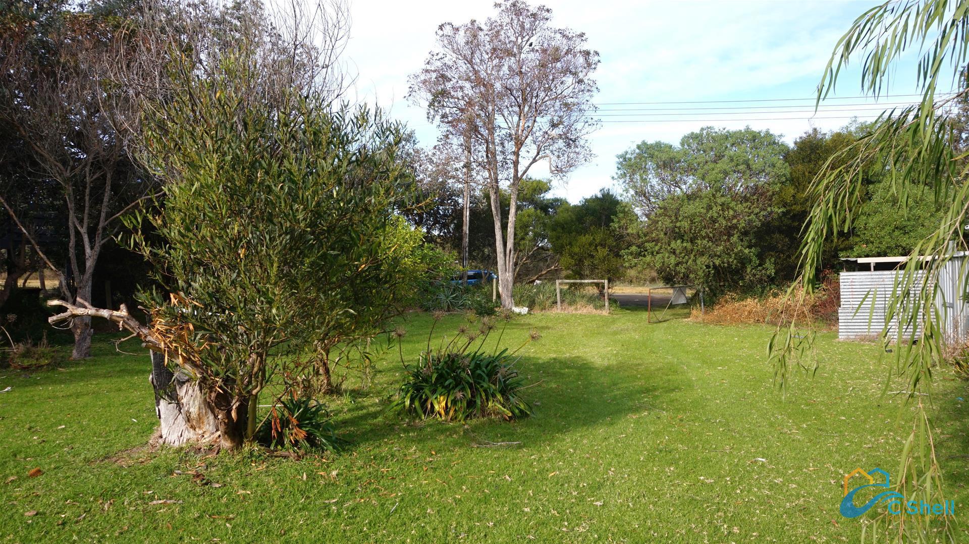 37 Centre Road Loch Sport, VIC, Loch Sport - Thumbnail 3