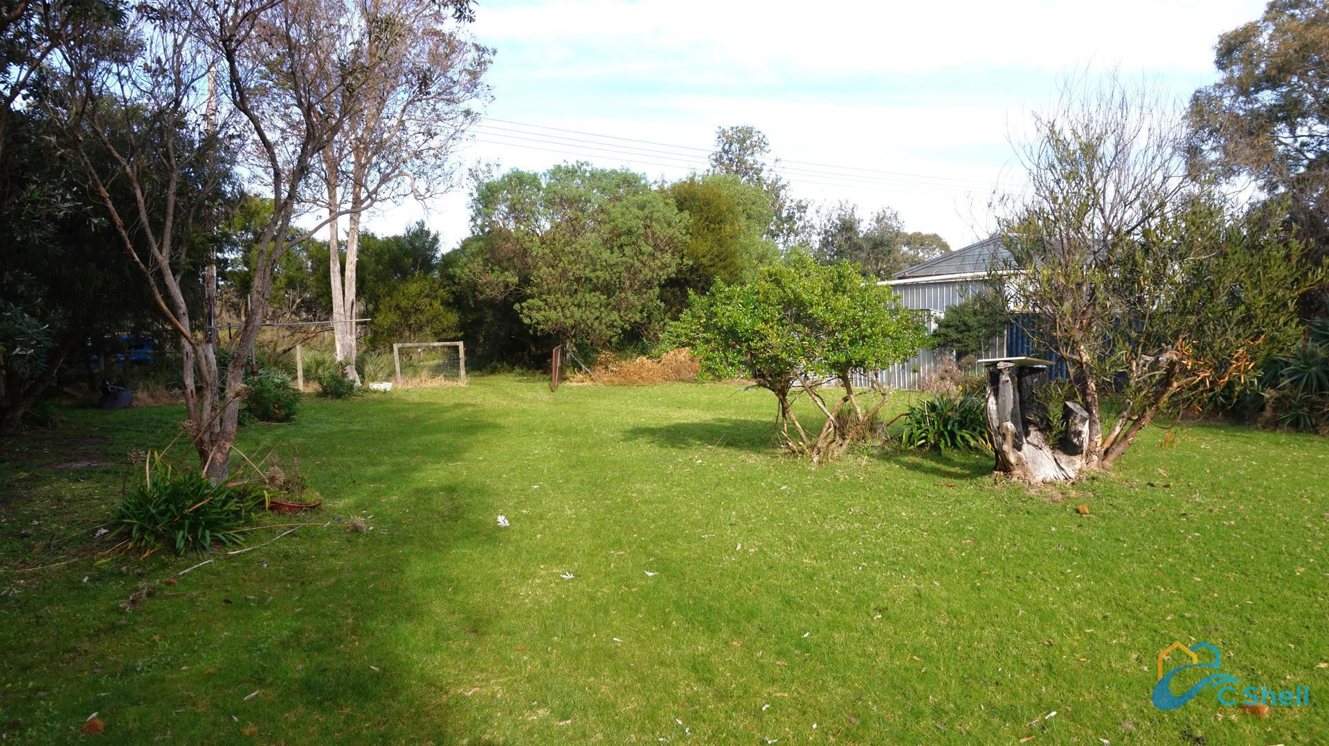 37 Centre Road Loch Sport, VIC, Loch Sport - Thumbnail 6
