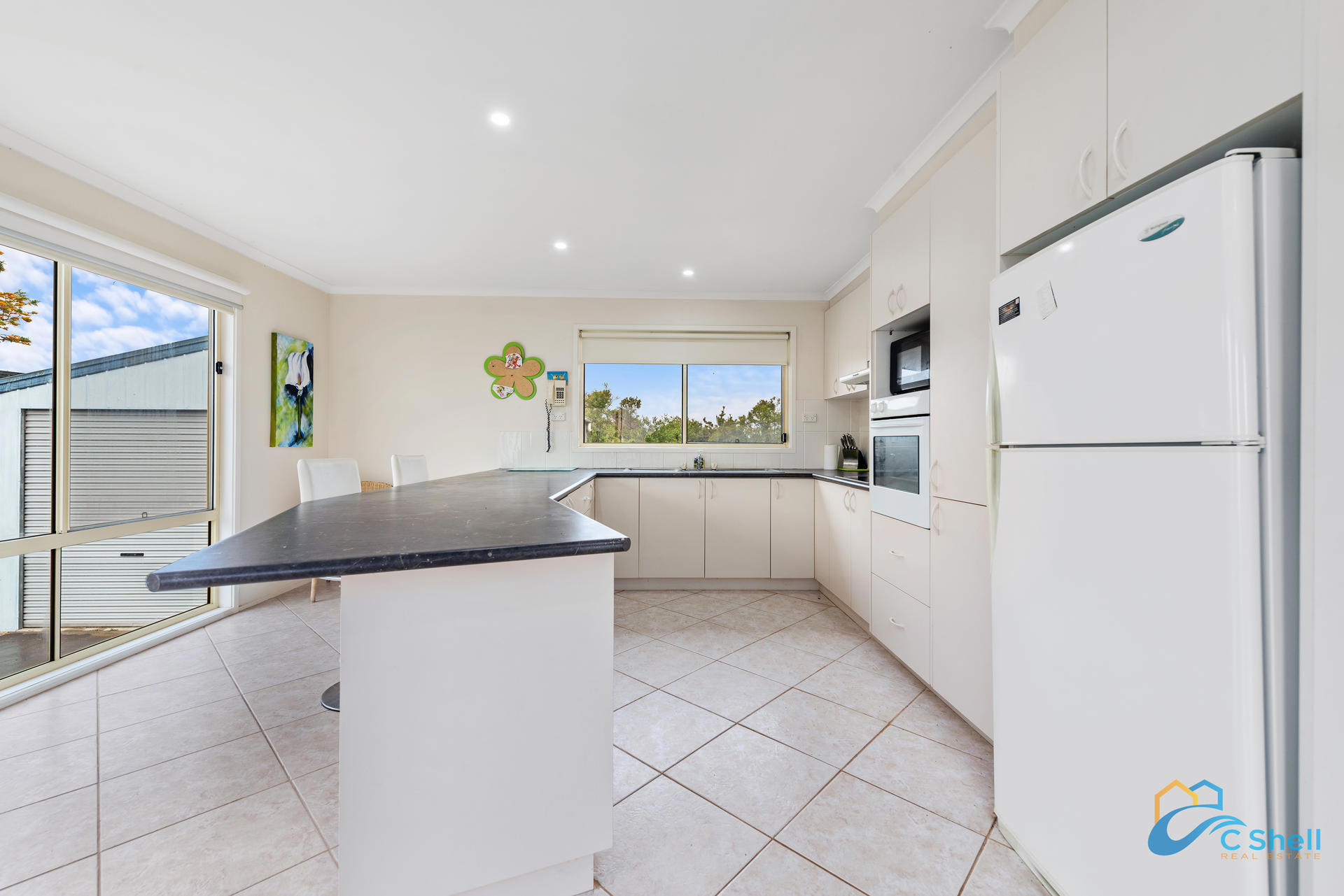4 Toorak Avenue Loch Sport, VIC, Loch Sport - Thumbnail 4