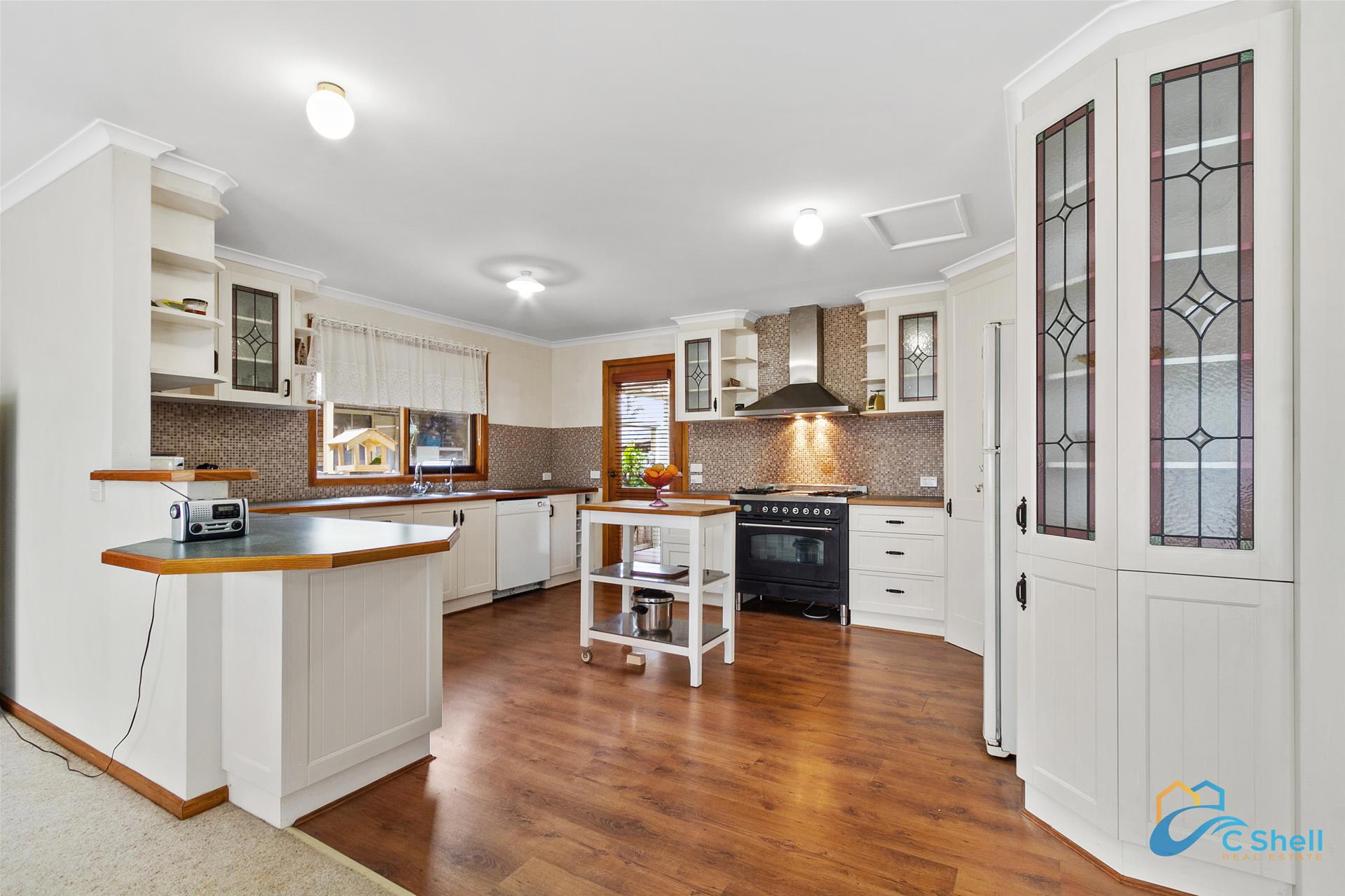 26 Cliff Street Loch Sport, VIC, Loch Sport - Thumbnail 8