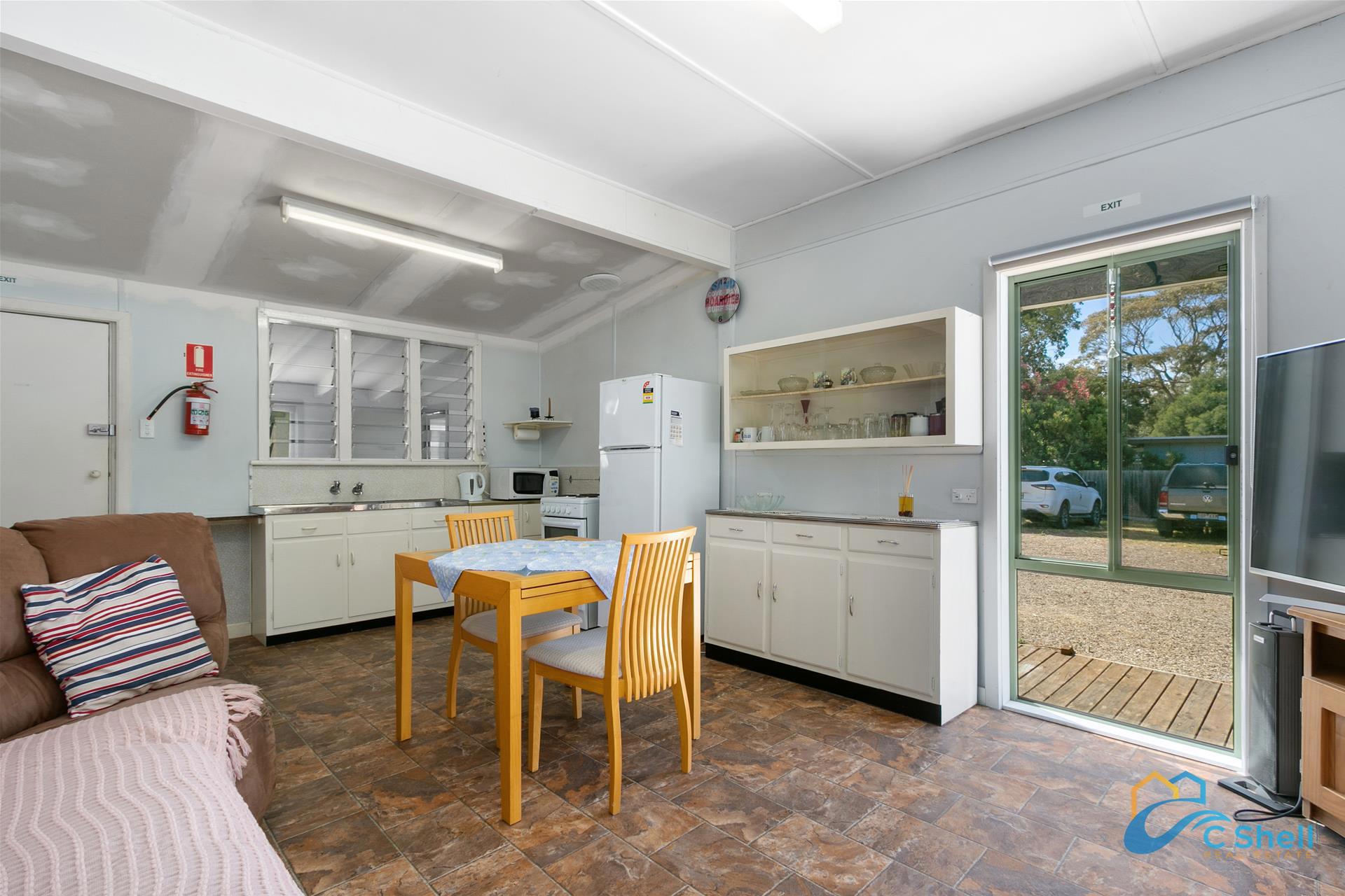 14 Cliff Street Loch Sport, VIC, Loch Sport - Thumbnail 7