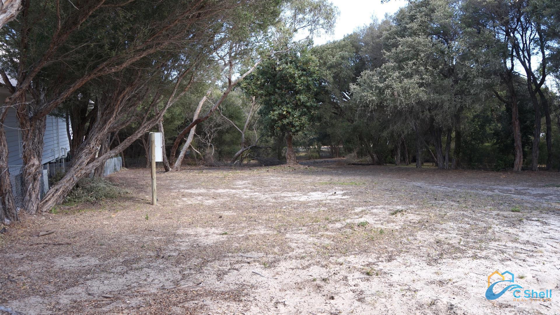 35 Banksia Street Loch Sport, VIC, Loch Sport - Thumbnail 4