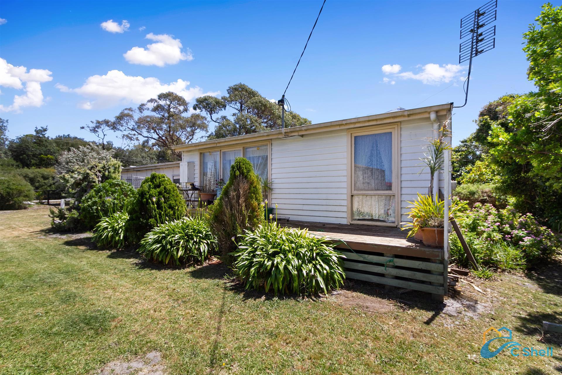 6 Charlies Street Loch Sport, VIC, Loch Sport - Thumbnail 2
