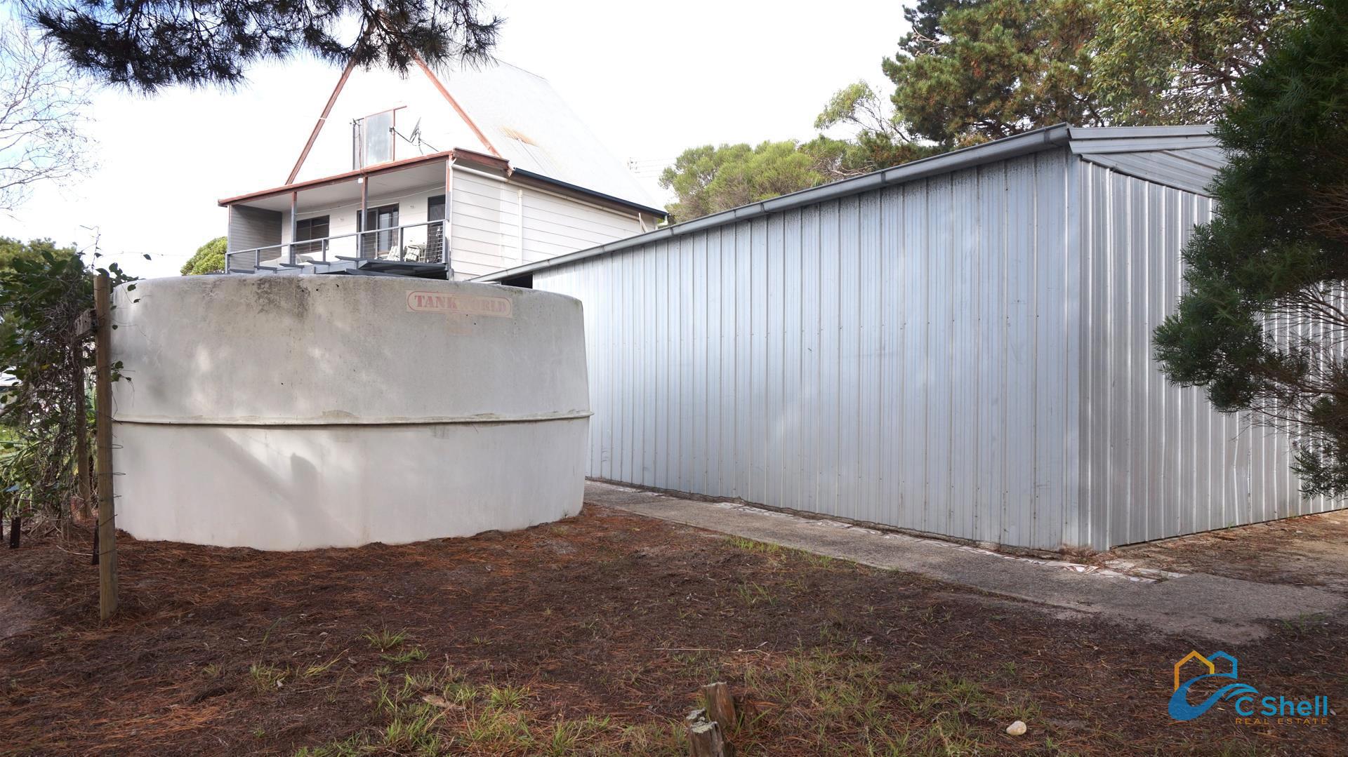 2 Geofrey Avenue Loch Sport, VIC, Loch Sport - Thumbnail 2