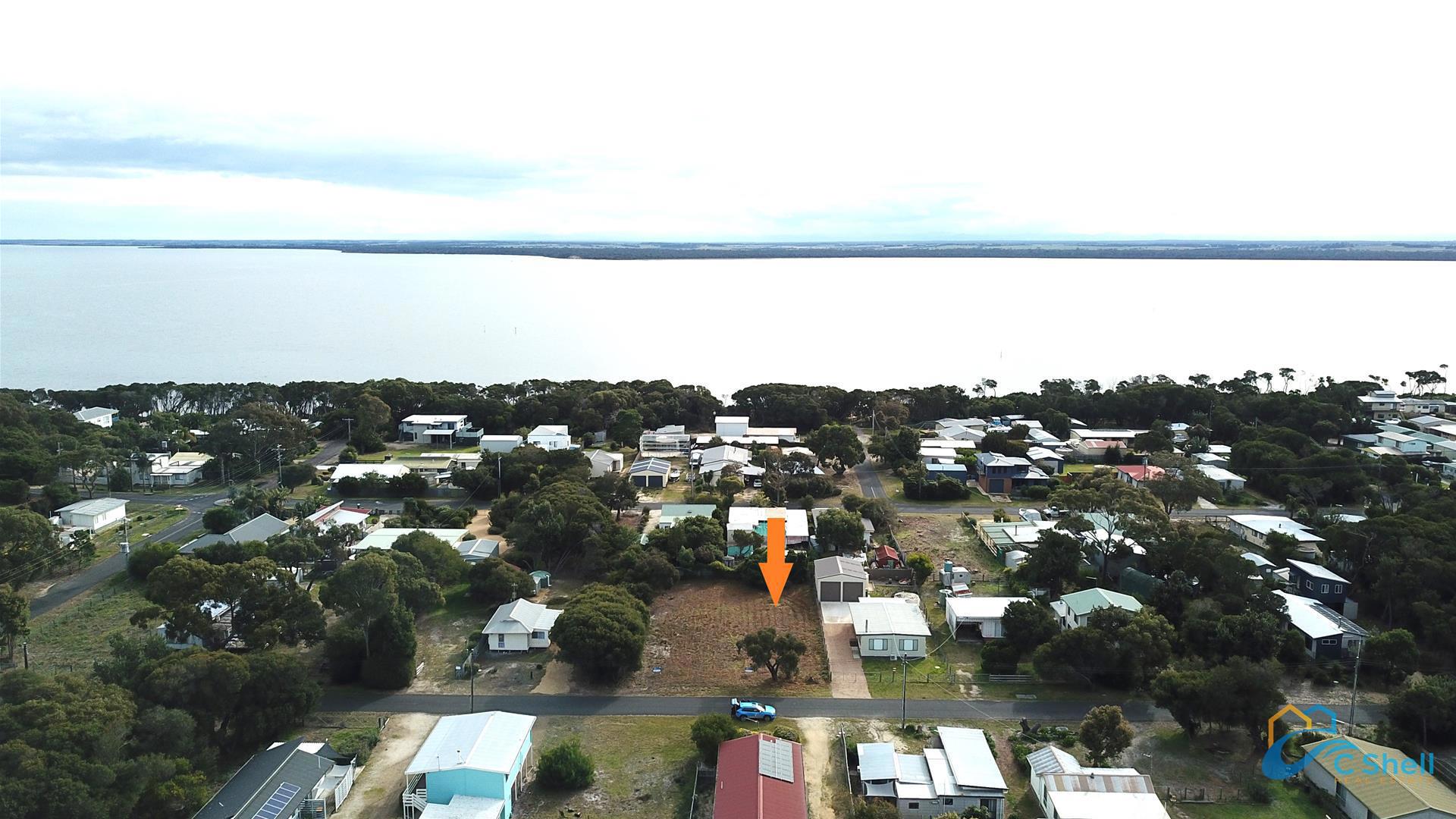 13 Carroll Street Loch Sport, VIC, Loch Sport - Thumbnail 6