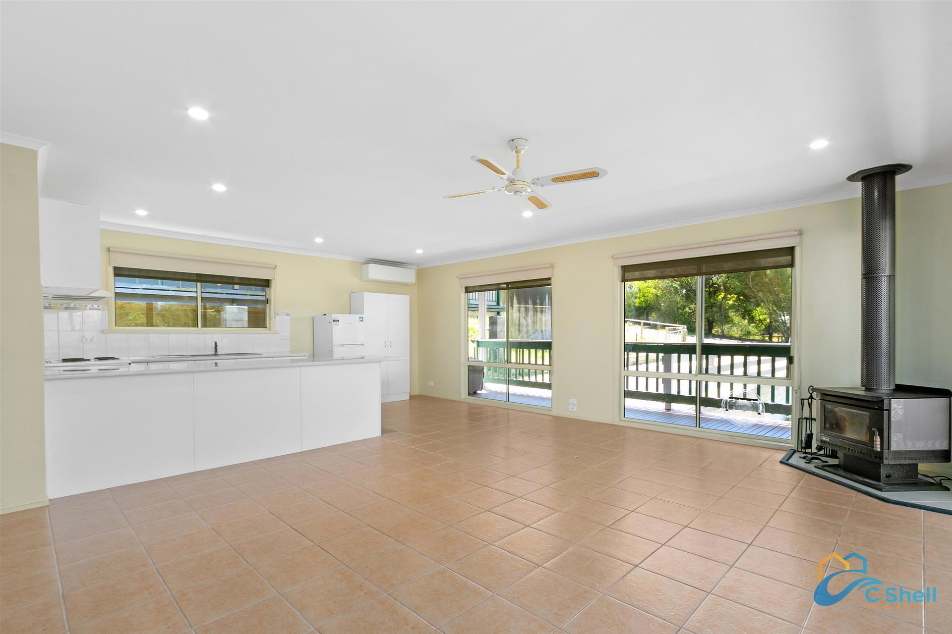 81 Goodlett Avenue Loch Sport, VIC, Loch Sport - Thumbnail 6