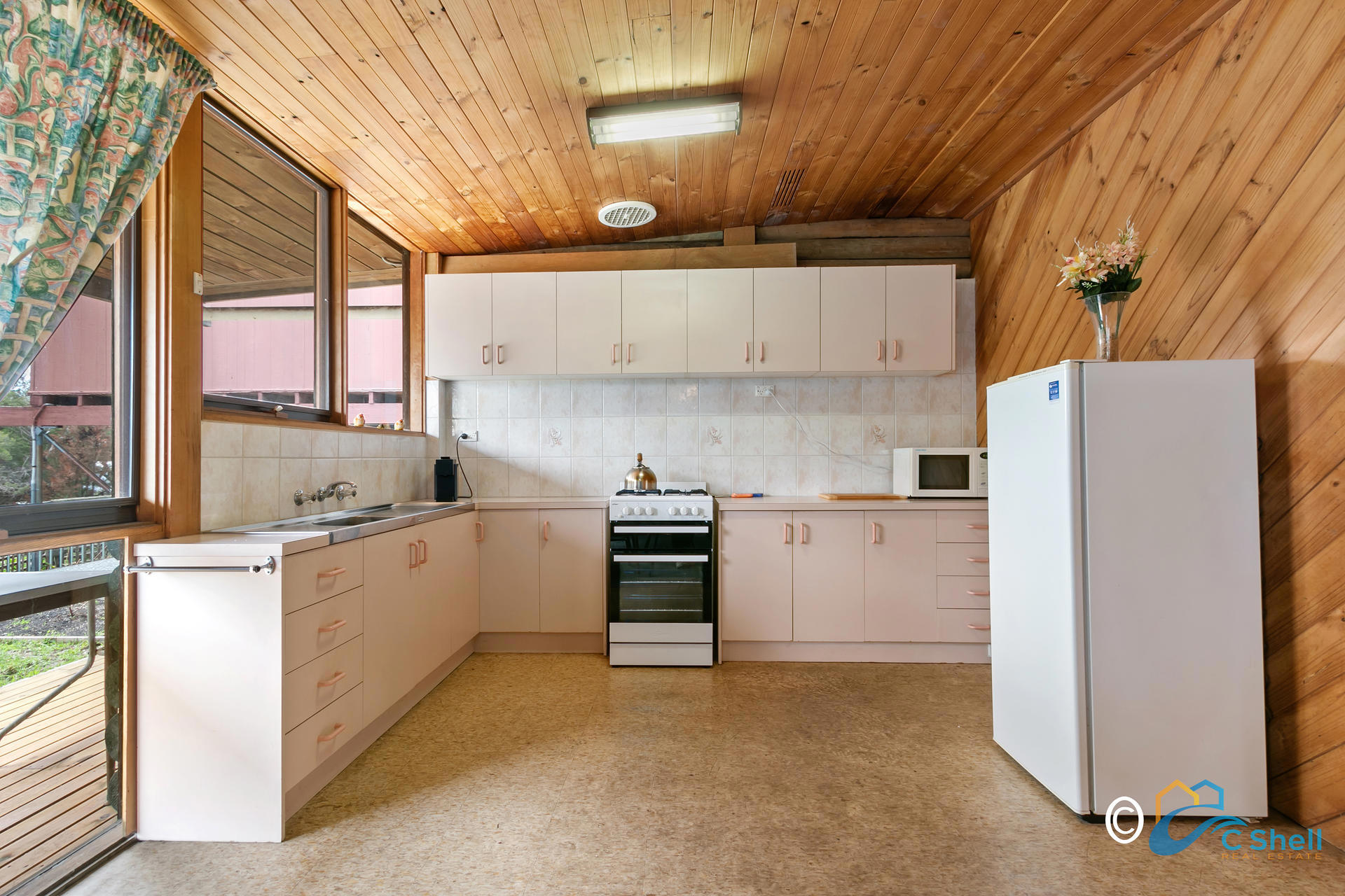 43 Camerons Road Loch Sport, VIC, Loch Sport - Thumbnail 4