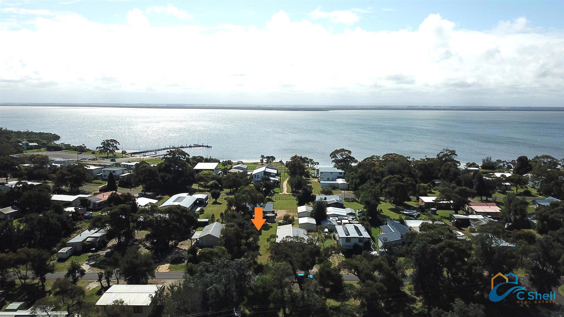 21 Caldwell Street Loch Sport, VIC, Loch Sport - Thumbnail 8