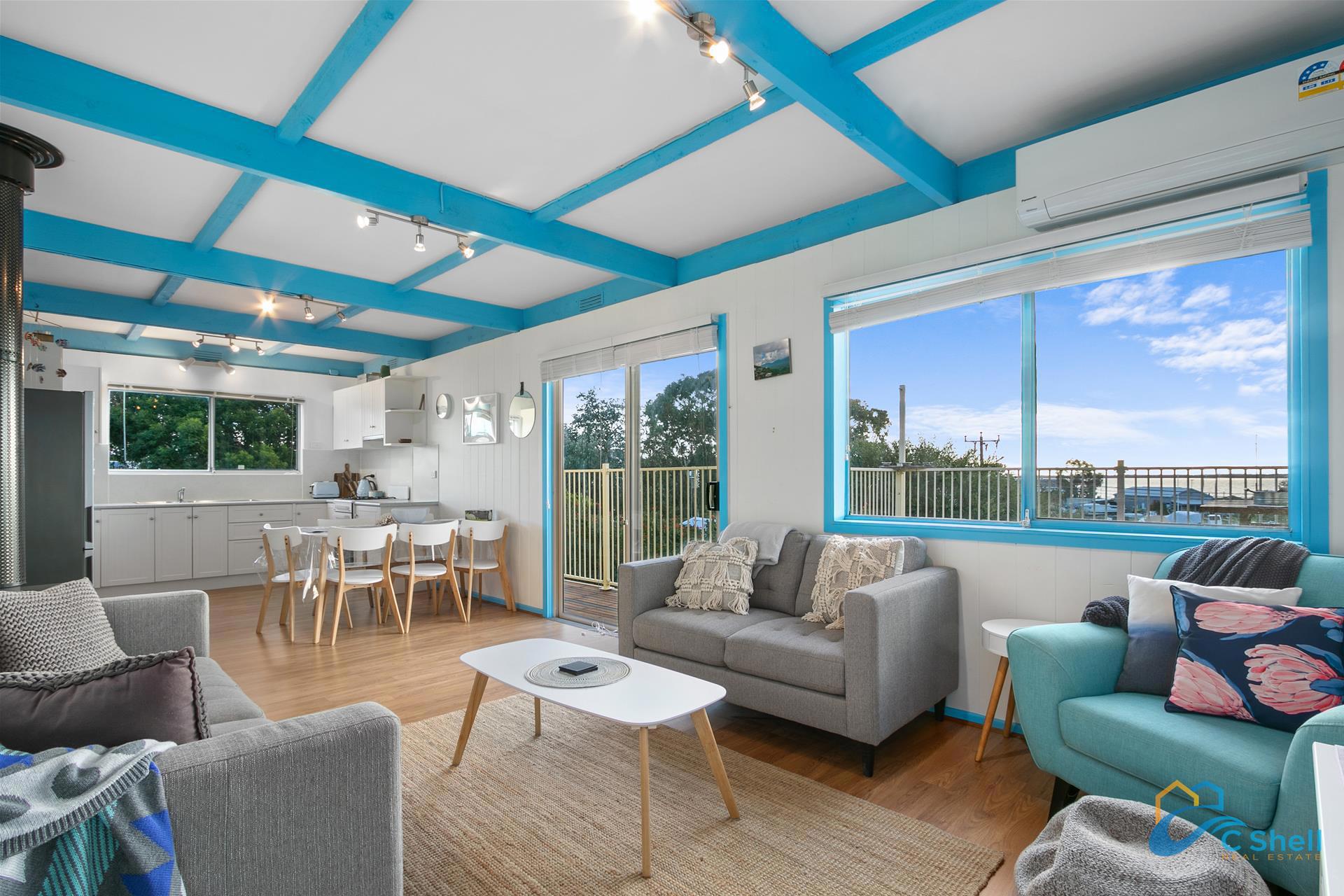 18 Holmes Street Loch Sport, VIC, Loch Sport - Thumbnail 8